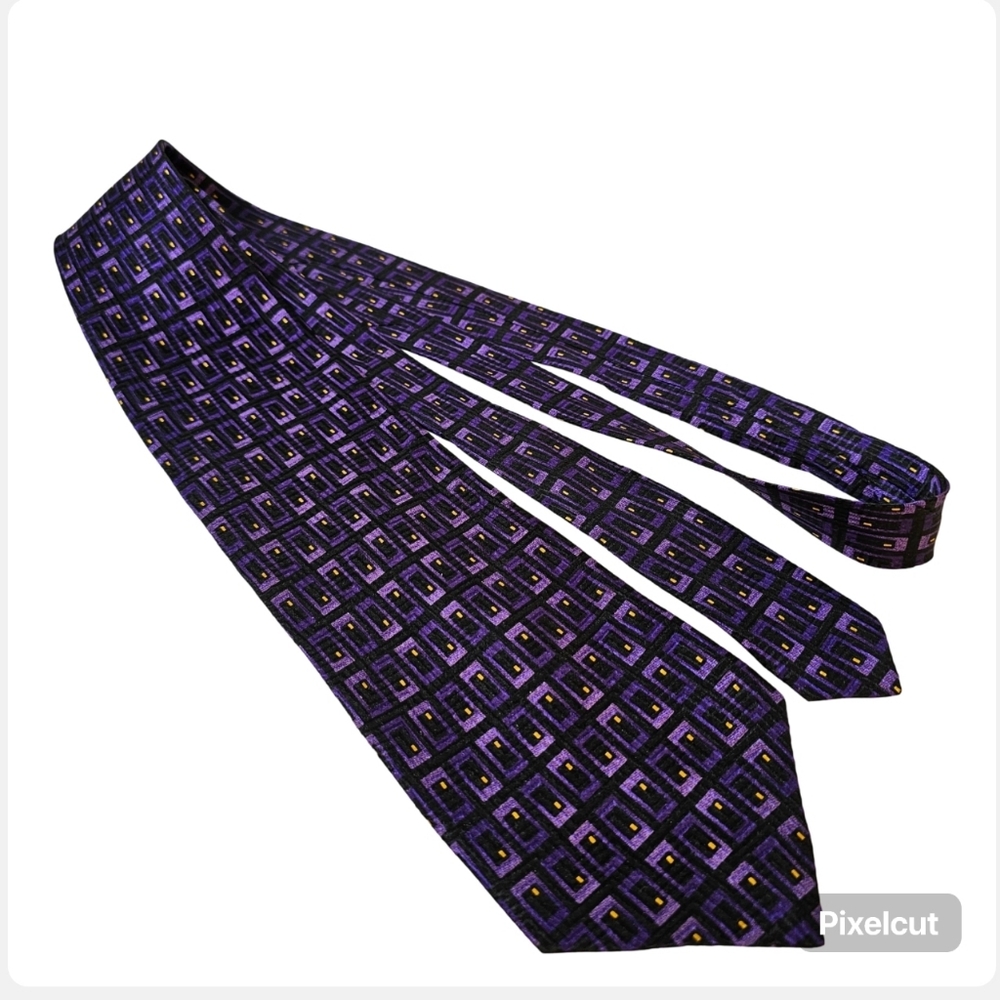 Madison Avenue purple pattern silk men's tie